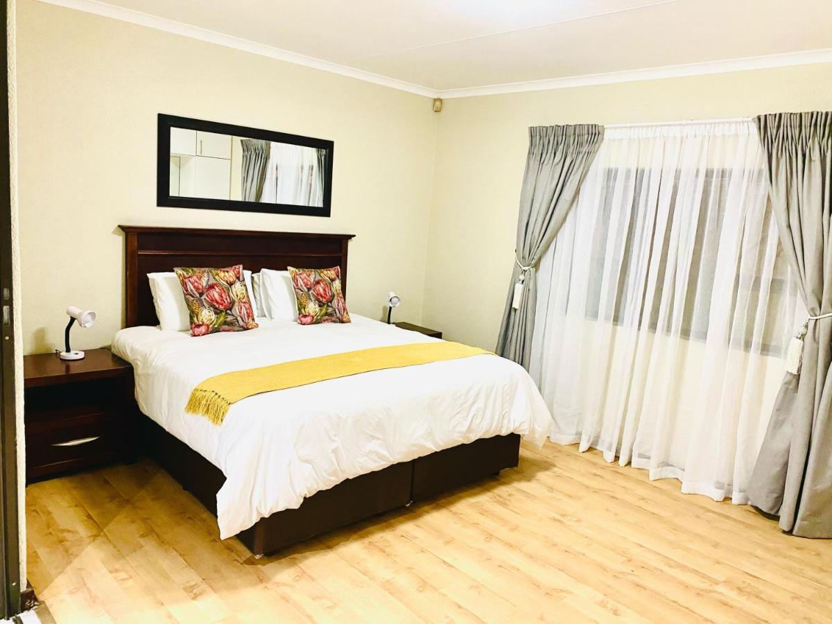 C&C Hotel Vibes Randpark Ridge Jhb 14 Units Available Randburg Exteriér fotografie